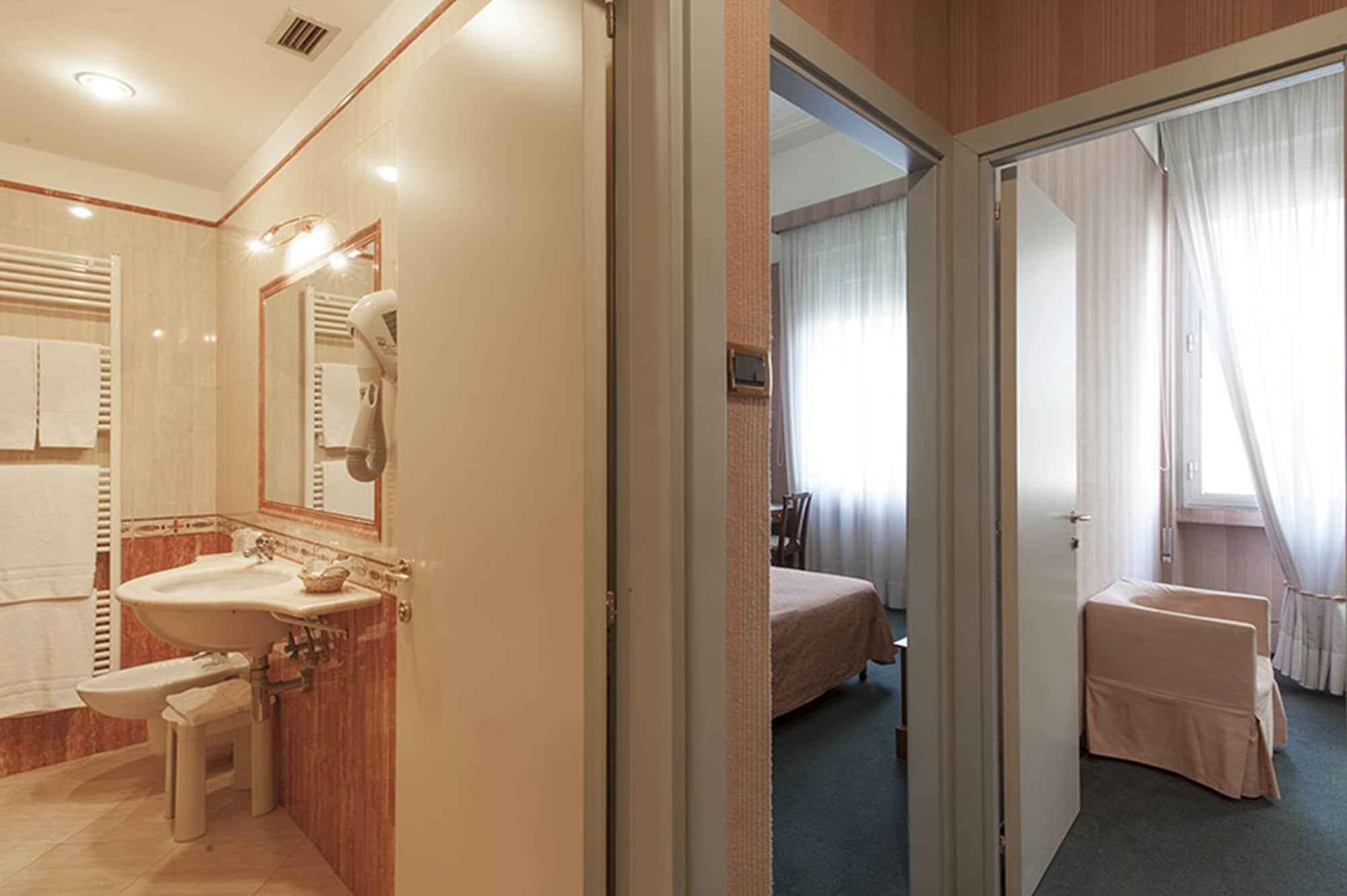 Hotel Esplanade Pescara Esterno foto