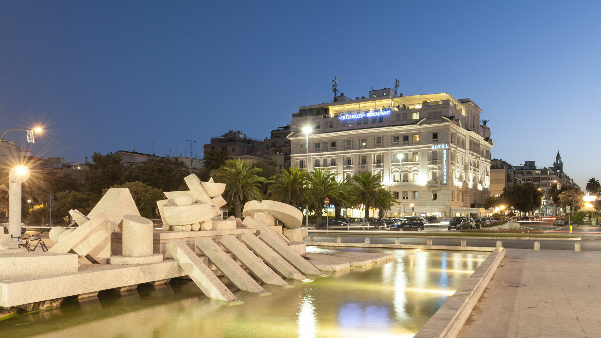 Hotel Esplanade Pescara Esterno foto