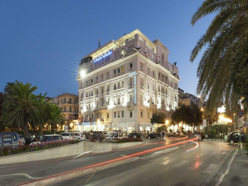 Hotel Esplanade Pescara Esterno foto