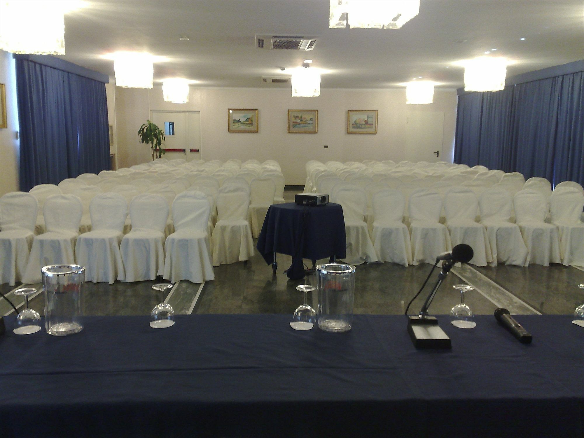 Hotel Esplanade Pescara Esterno foto